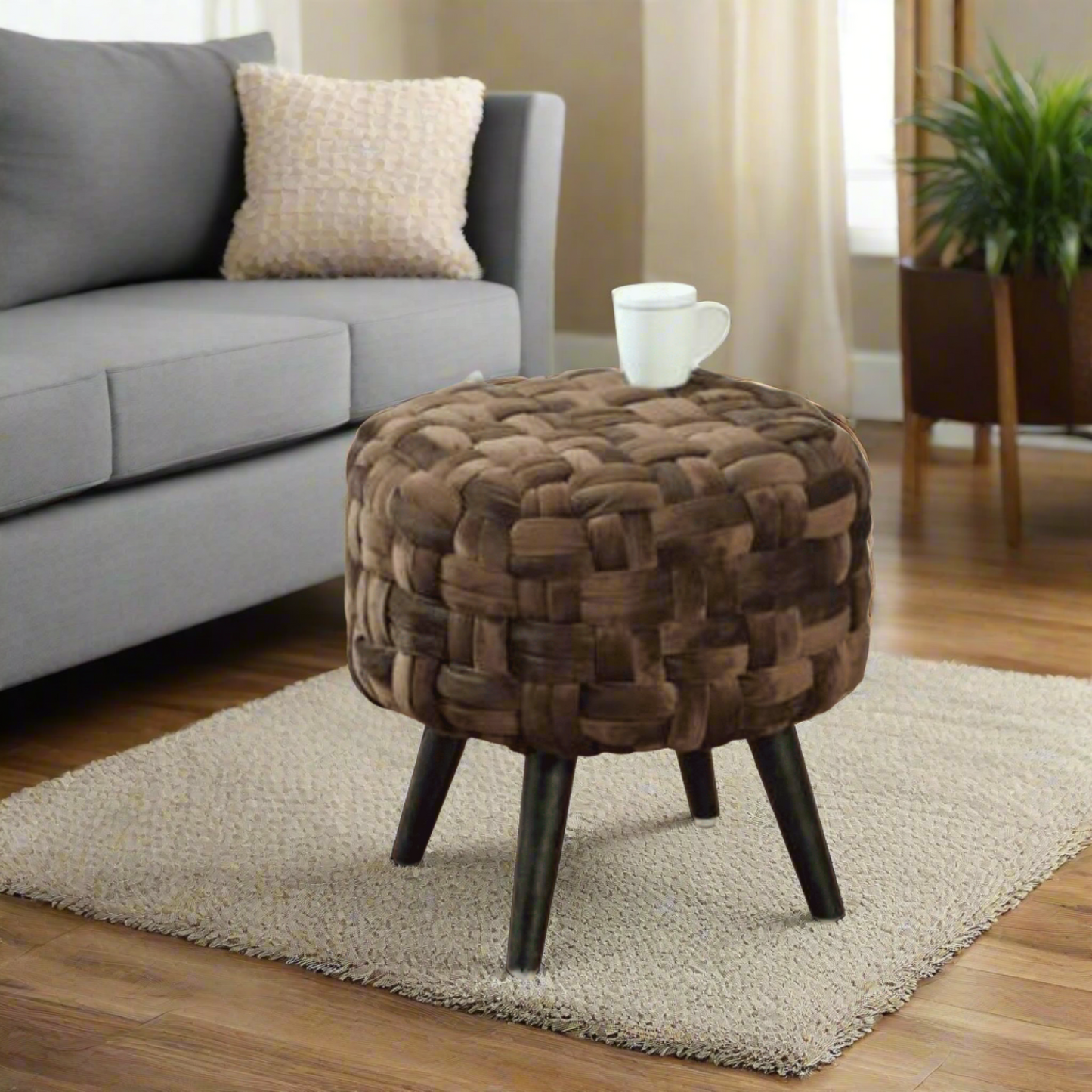 Tussle Stool